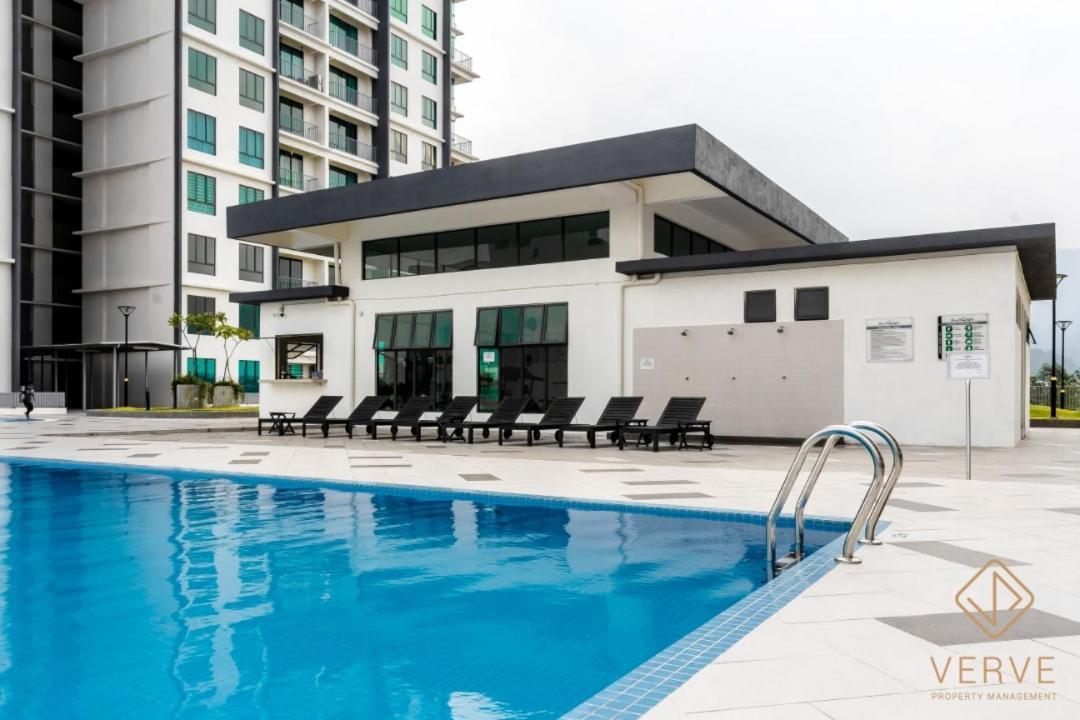 Apartment Lovely Casa Kayangan A2207